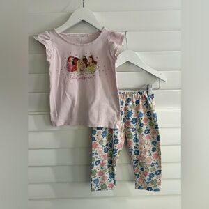 Disney princess top and capri leggings